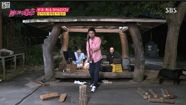 은근히 못하는거 없이 다잘하는 남자연예인.GIF 일반인 중에선 최상급 운동신경급일거 같은 형.JPGIF