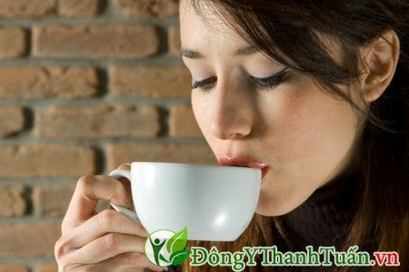 Hạn chế uống cà phê giúp phòng ngừa hôi miệng