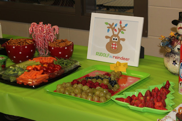 Bolling With 5: 5th Grade Christmas Party!