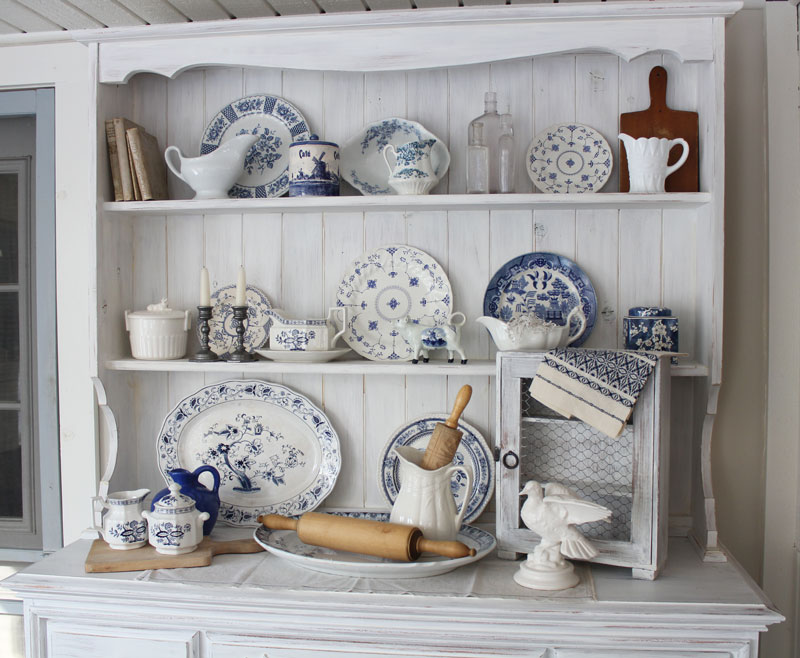 Blue and White Hutch Decorating Itsy Bits and Pieces