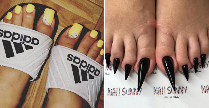 Here Is The New Fashion Toenails In 2018. What Do You Think?