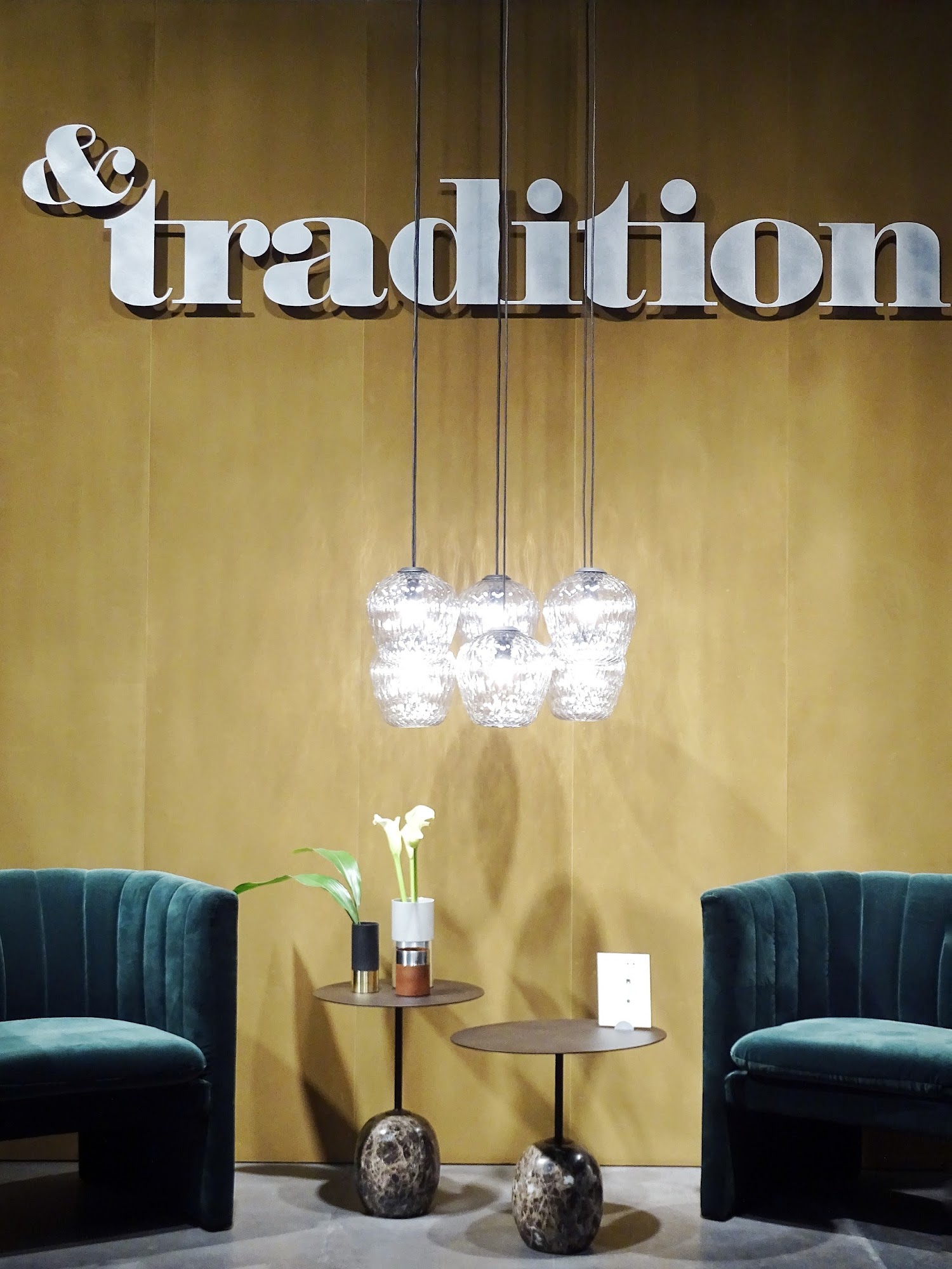 Impressionen und Trends von der Internationalen Möbelmesse 2018 in Köln - Messetour mit Blogst Lounge - &Tradition - http://mammilade.blogspot.de Impressionen und Trends von der Internationalen Möbelmesse 2018 in Köln - Messetour mit Blogst Lounge - &Tradition - http://mammilade.blogspot.de