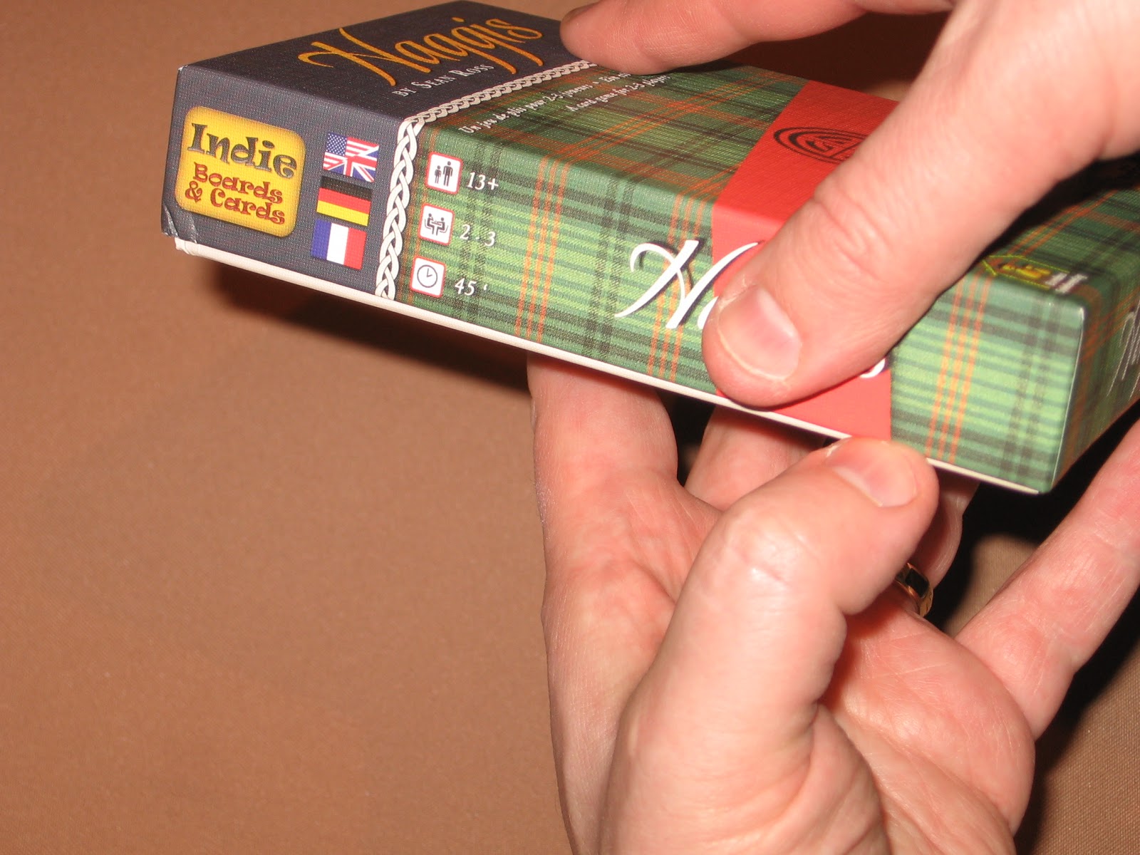 Matt's Board Game Back Room: HOT BOX - 