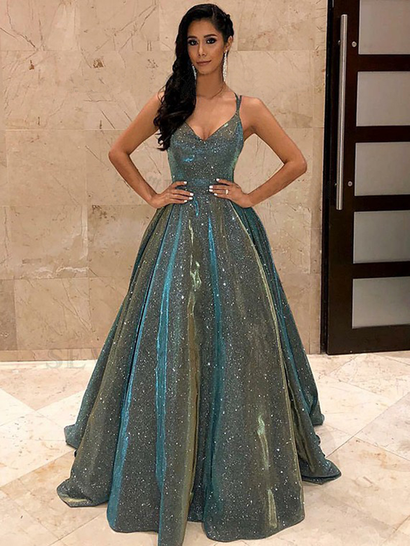 2020 Biggest Prom Dress Trends / MÃLÃDÃ JACÃB