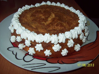 TORT CU CREMA DE ZAHAR ARS SI NECTARINE