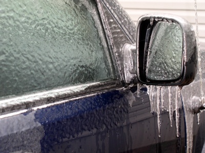 Tipp: So öffnen Sie zugefrorene Autotüren