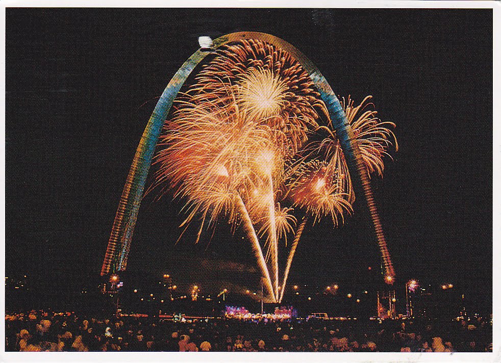 Postcard A La Carte: USA - Missouri - Fireworks