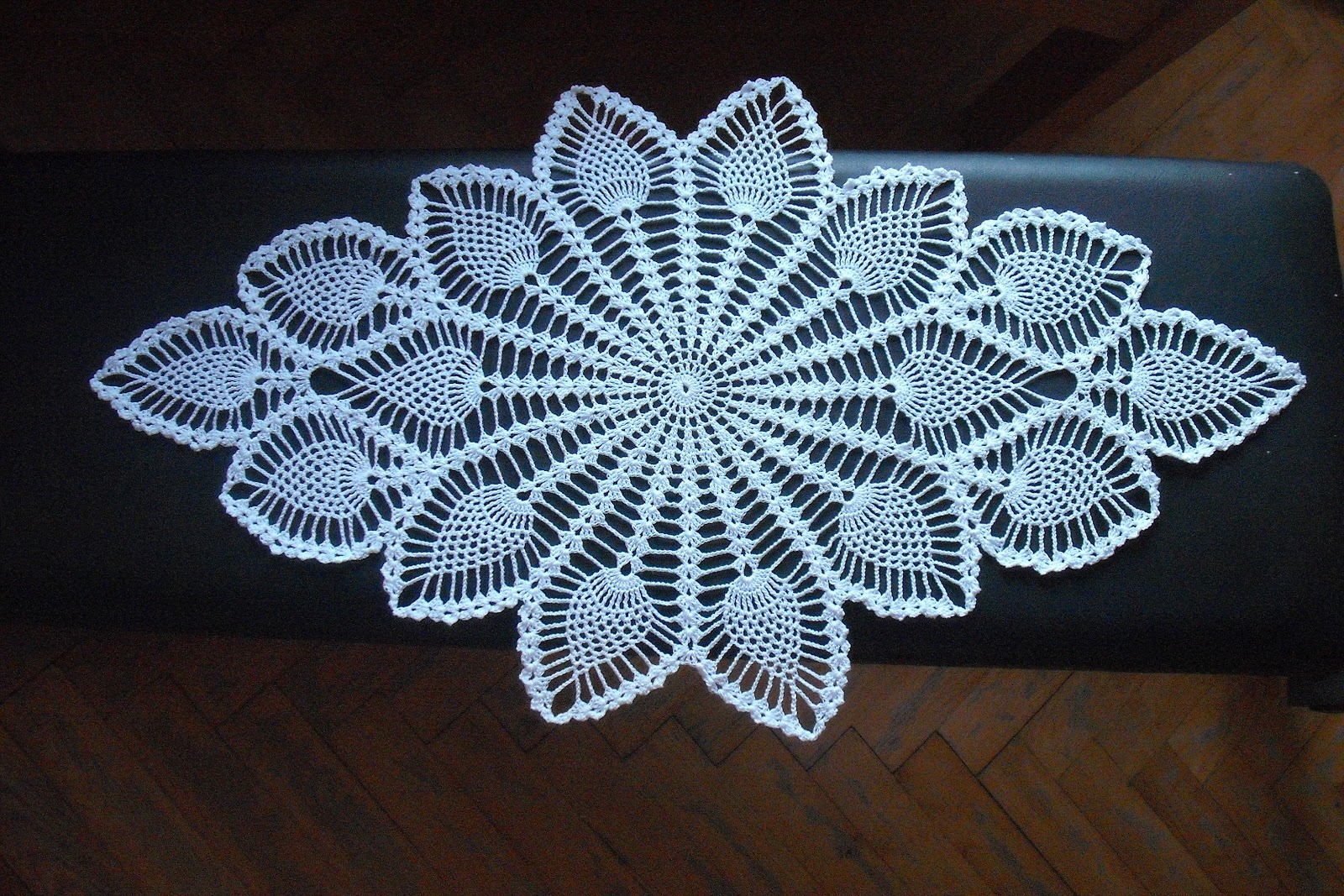 ARANYTŰ , Katona Ági / Bogyi67 / kézimunkái Ovális