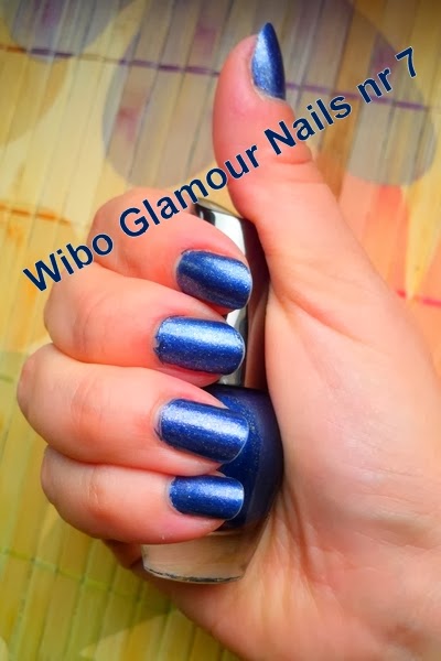Wibo Glamour nails