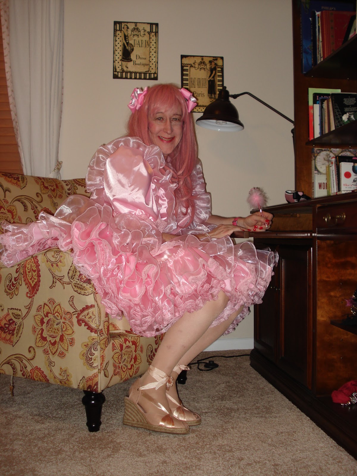 Crossdress Public Humiliation - sqeq2yf