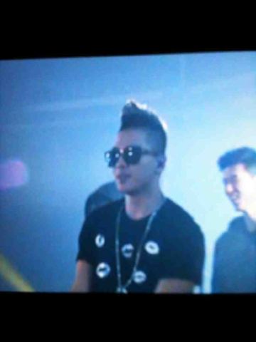 http://3.bp.blogspot.com/-B7I5__ynHsw/TtozWHfI7nI/AAAAAAAAM3I/HPIlxMNi2JY/s1600/TAEYANG+2.jpg