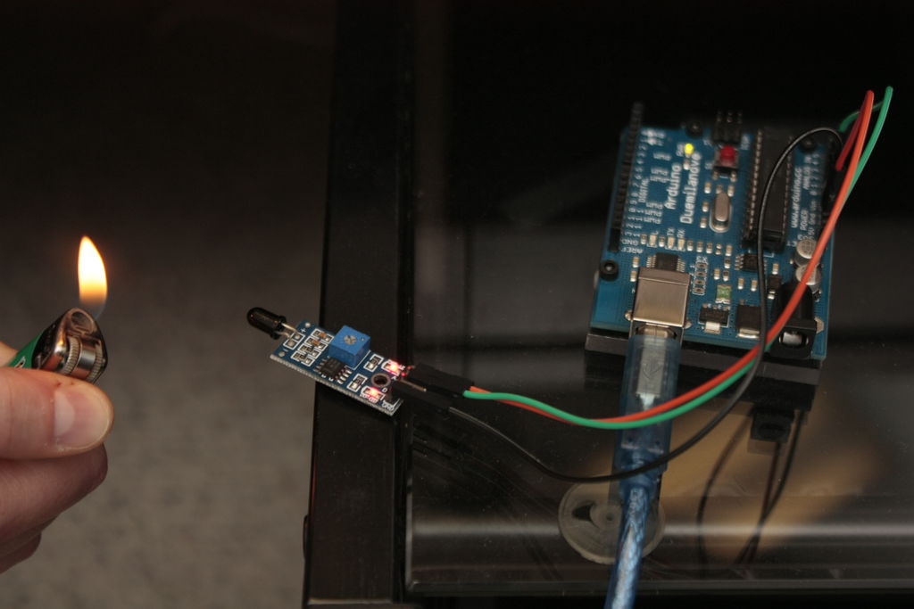 Arduino Modules - Flame Sensor ~ Arduino Tutorial image.