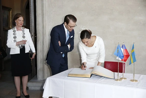 King Carl Gustaf and Queen Silvia of Sweden, Crown Princess Victoria, Prince Daniel and Prince Carl Philip of Sweden held a lunch