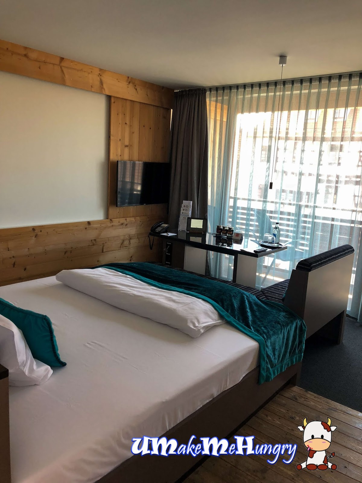 Bed linking to working desk and chair