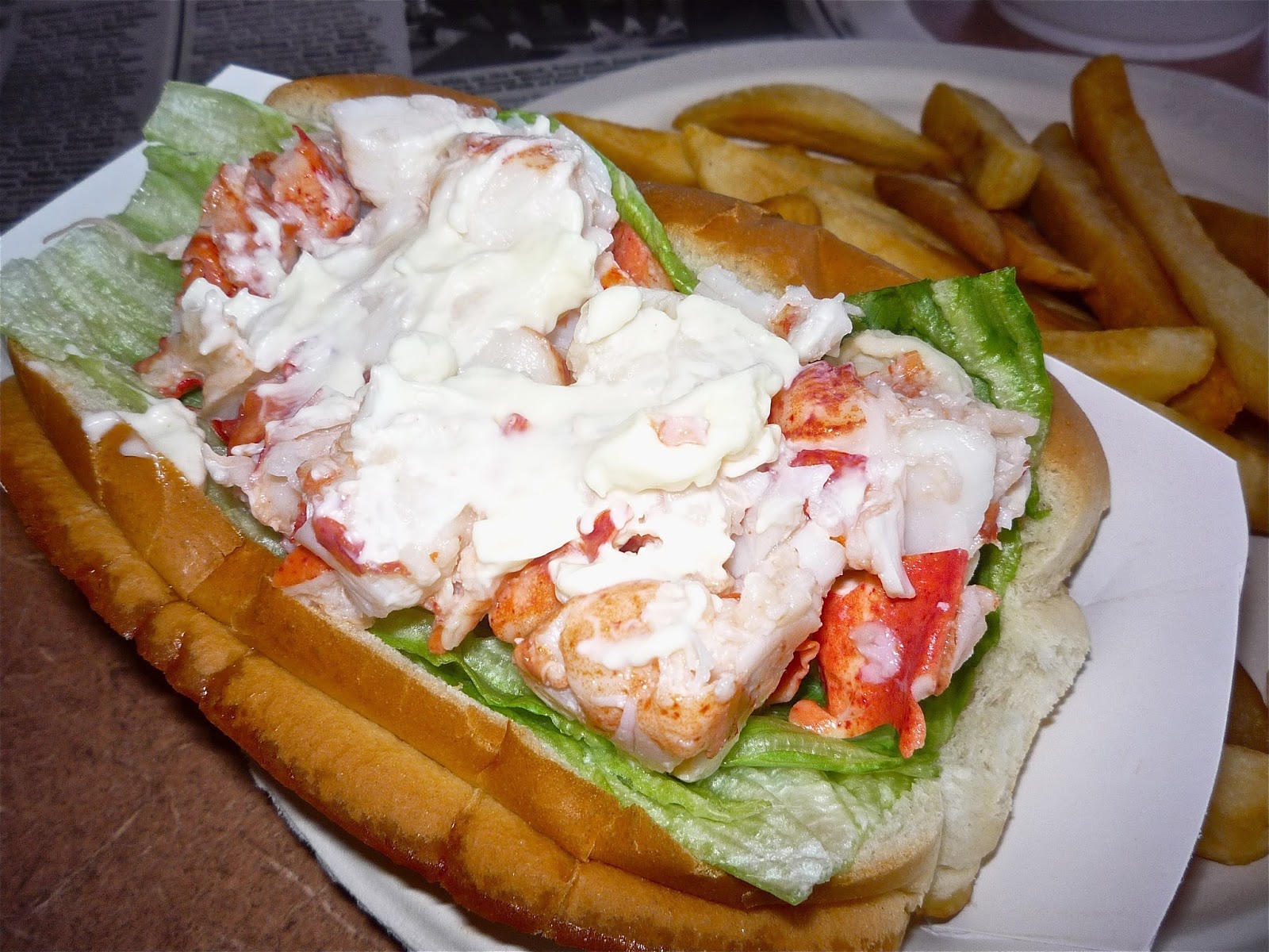 Top Picks for Best Lobsters Rolls in Massachusetts, YearRound
