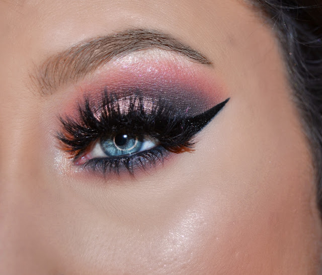 Esqido Mink Lashes | Midnight Symphony Esqido Mink Lashes | Midnight Symphony
