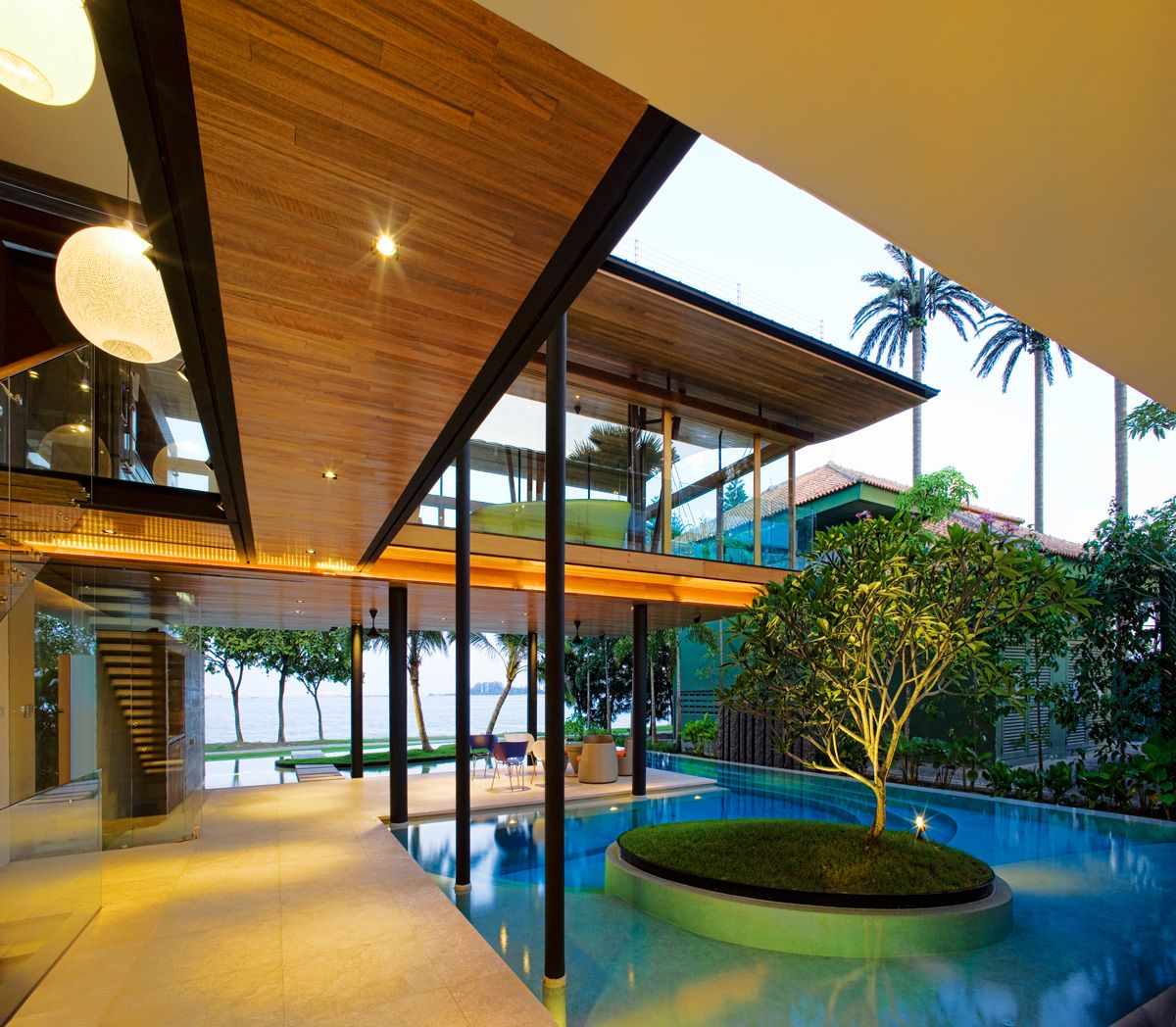 contemporary house with swimming pool