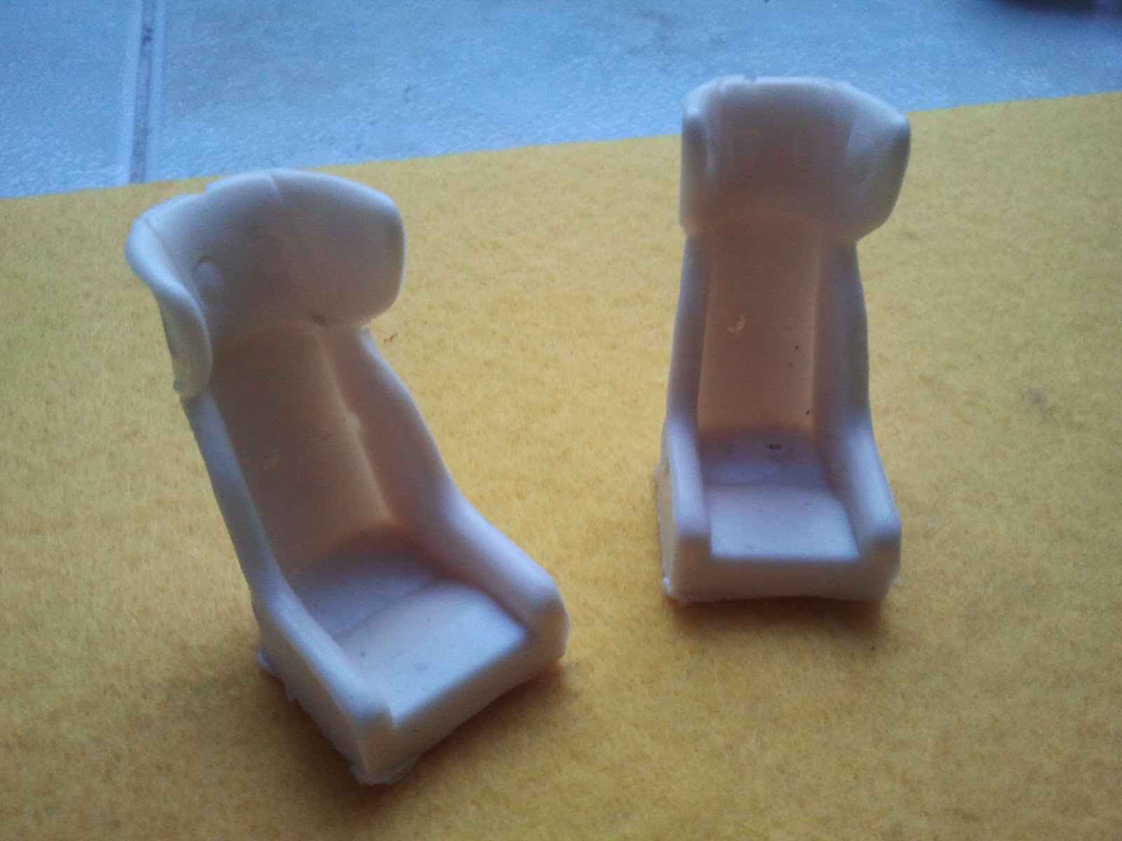 material para maquetuning 1:18: Interior 1:18 en resina