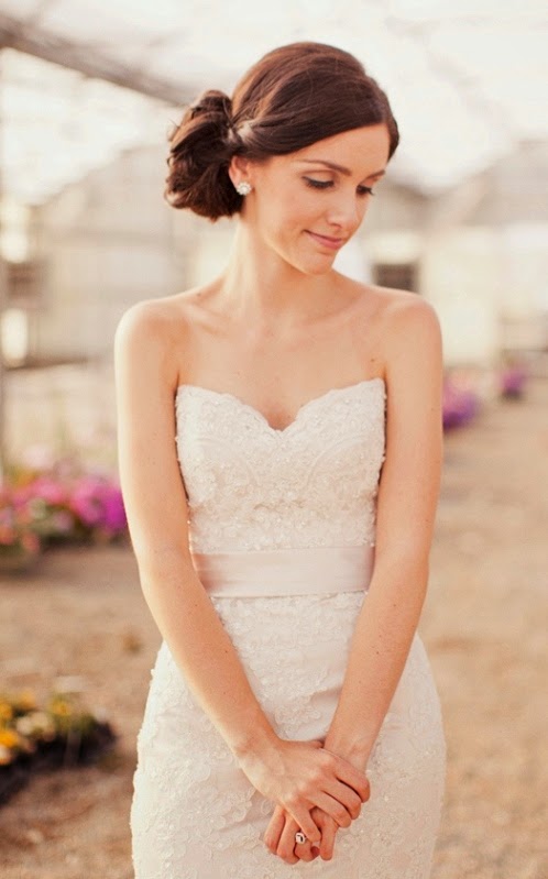 vestido de novia con pedrería