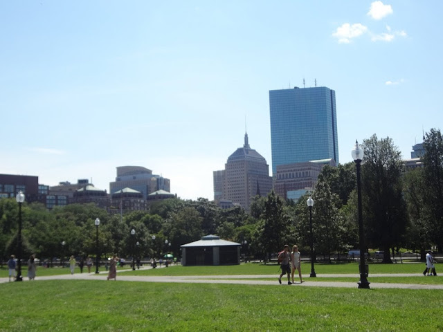 Boston skyline, from the Boston Commons 