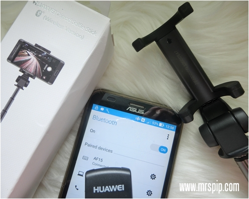 Huawei Honor Bluetooth Tripod Selfie Stick (Model: AF15)