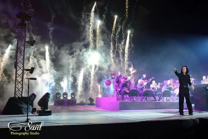Yanni in Dream concert Egypt.