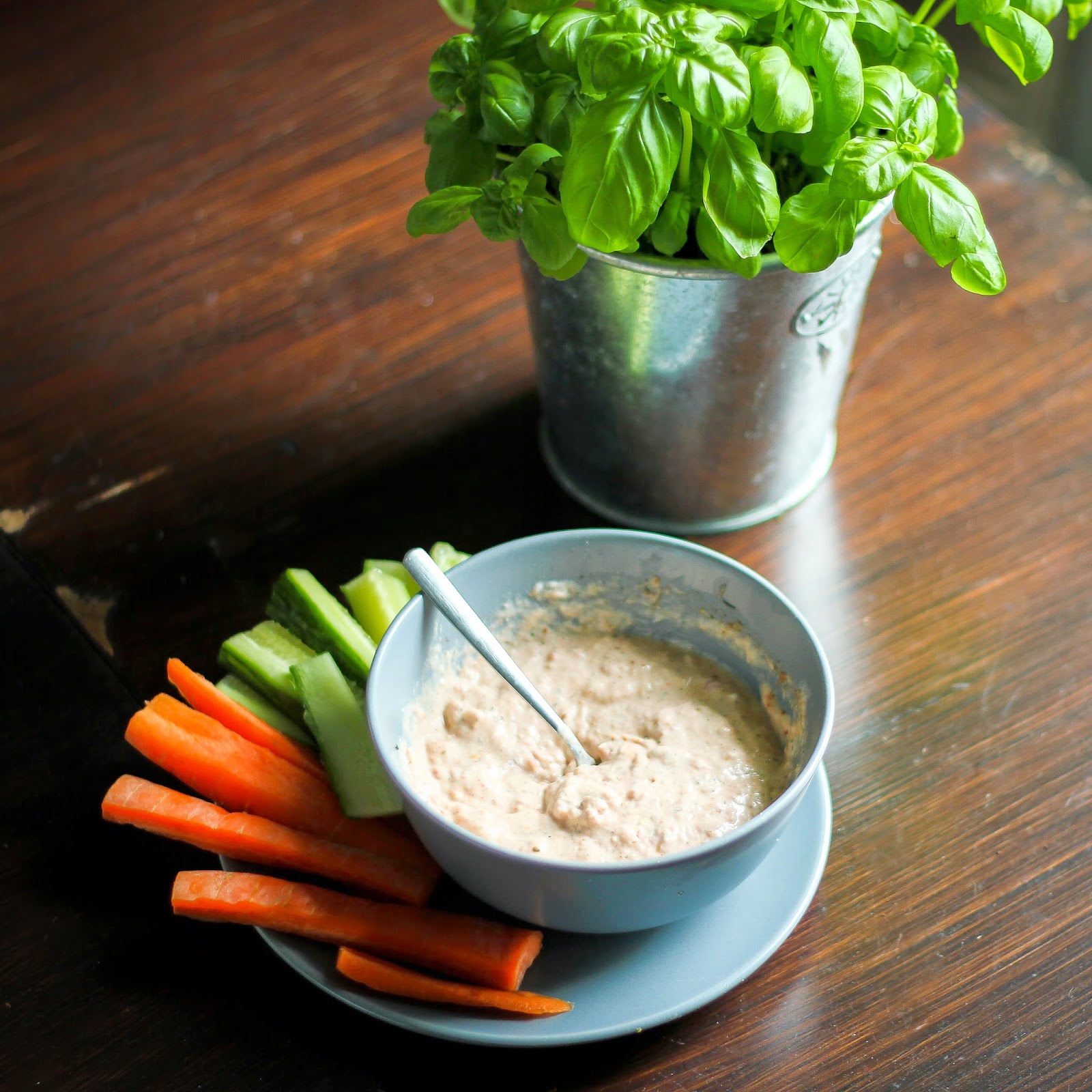 PRIZMAHFASHION FOOD TUNA DIP WITH EGG MUFFINS