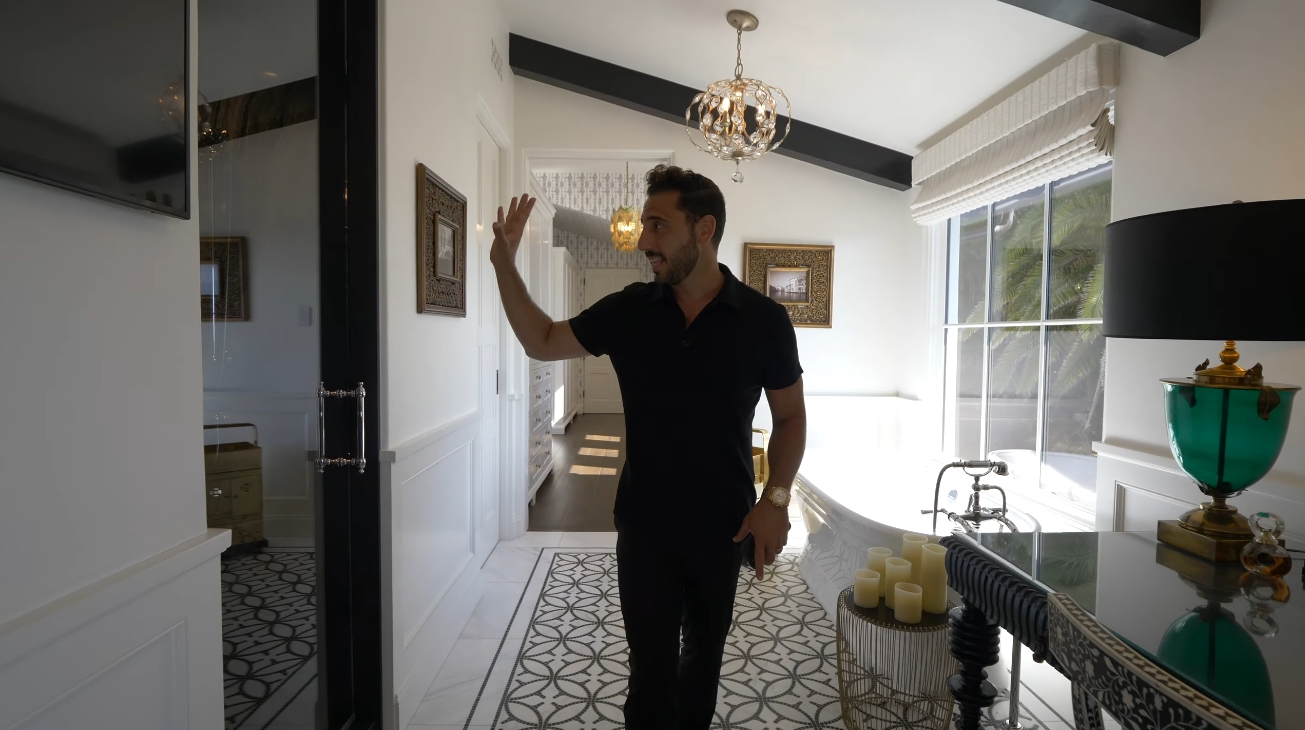 33 Photos vs. 824 Vía Del Monte, Palos Verdes Estates, CA vs. Oceanfront Mansion Interior Design Tour By Josh Altman