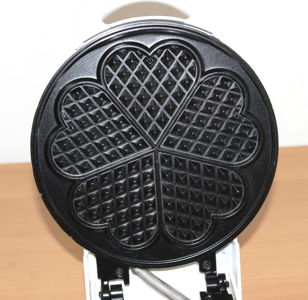 JustArvie's Shop OXONE WAFFLE MAKER OX831