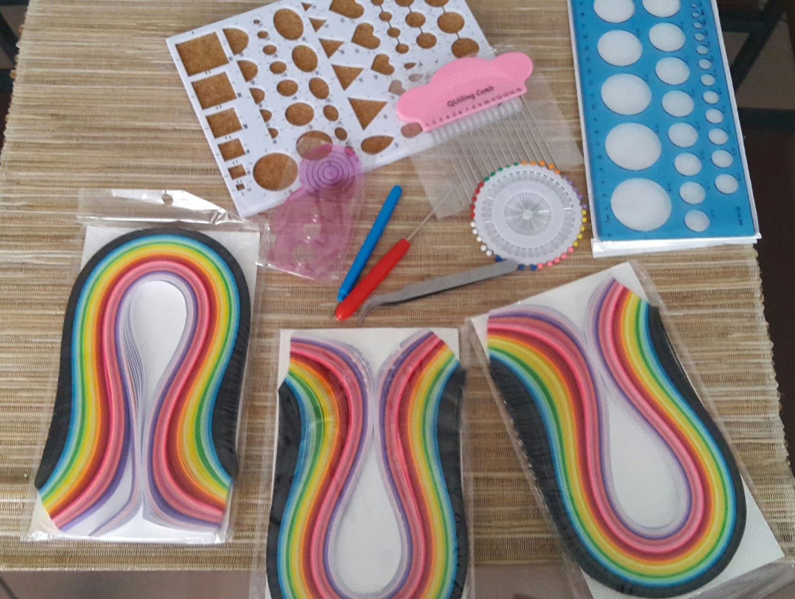 Il mio nido creativo ORECCHINI "QUILLING"