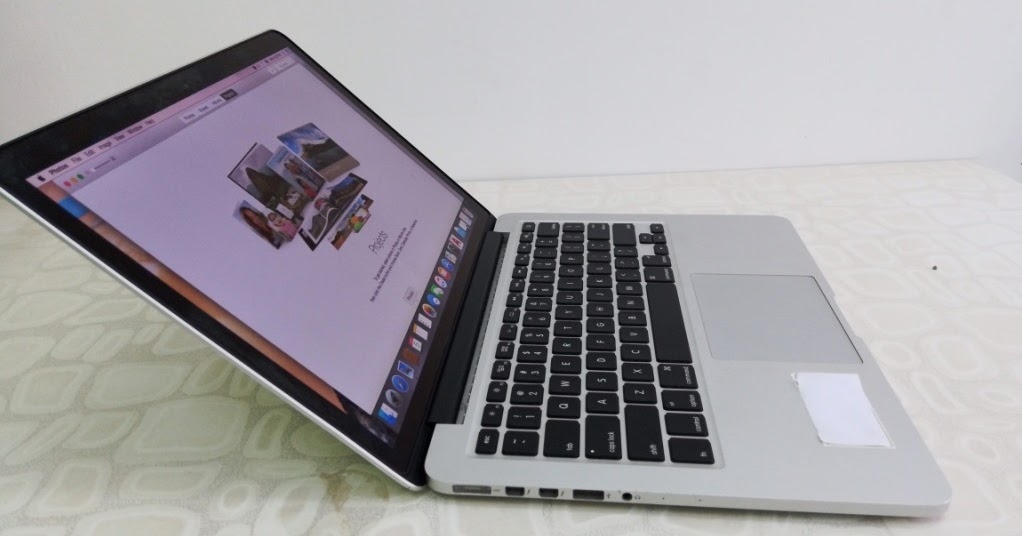 Learn New Things: Slim Apple MacBook Pro (13.3inch/i5/8GB/Irish Graphic