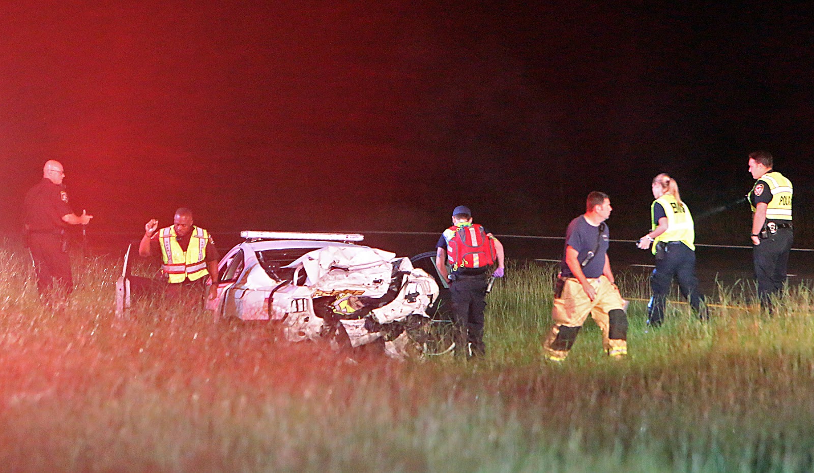 Julian Harrison Fotos: High speed chase ends in fiery crash