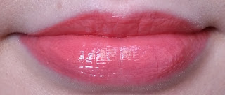 Avon Shine Burst Gloss Stick in Peach Punch lip swatch