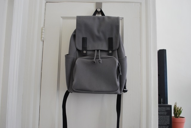 everlane modern snap backpack
