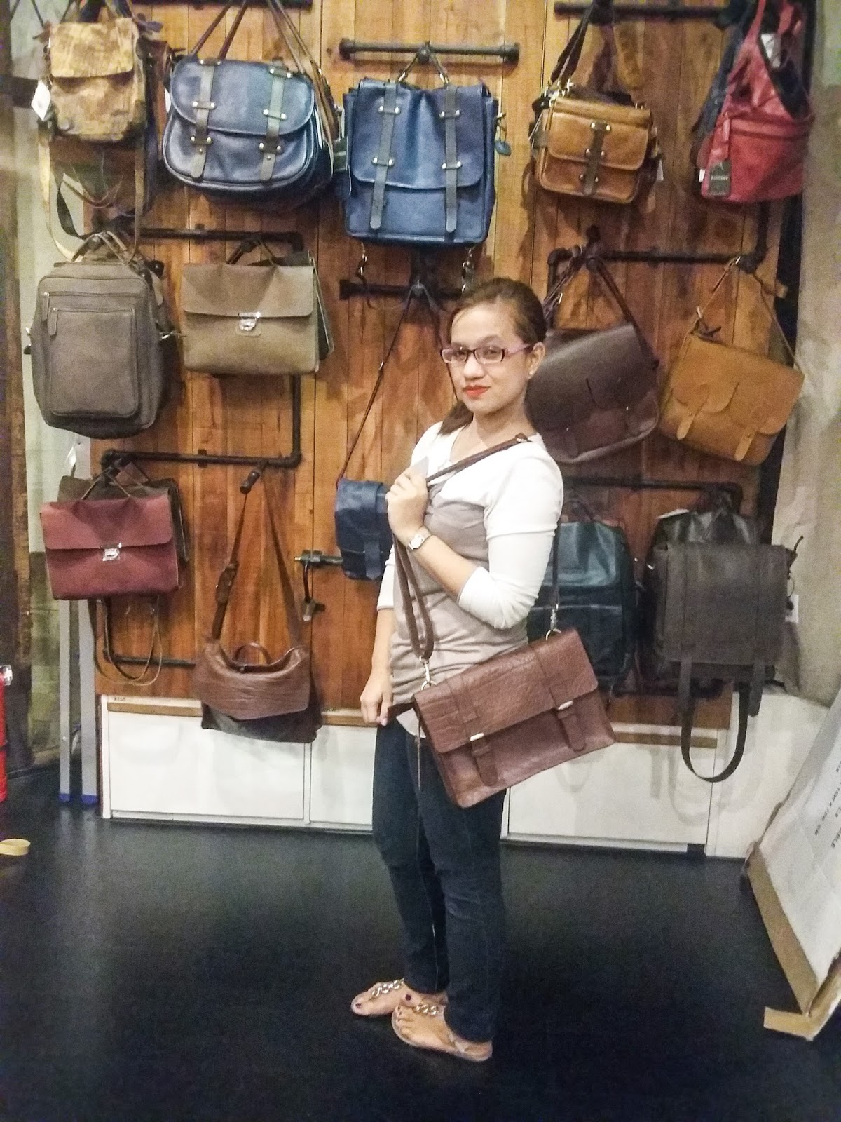 Leather bags manila Clearance