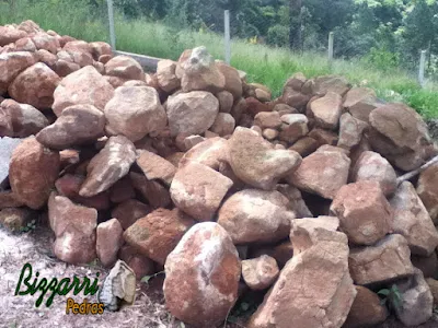 Pedra para construção de lago, tipo pedra moledo.