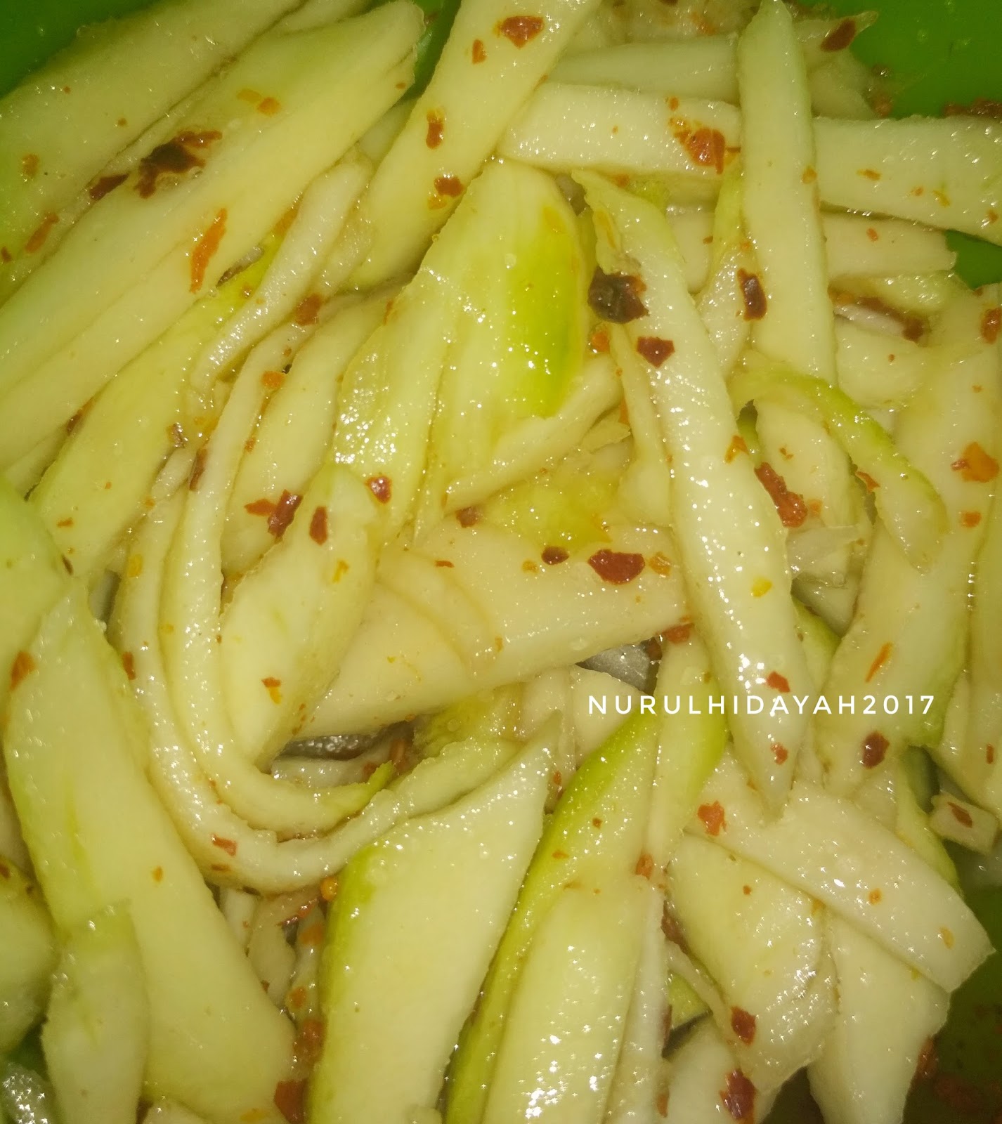 Cemilan Mangga Muda Nurul Hidayah