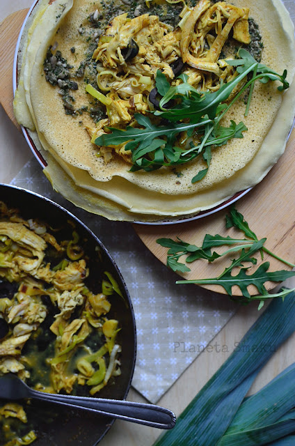 naleśniki z porem i kurczakiem, pesto, naleśniki bezglutenowe