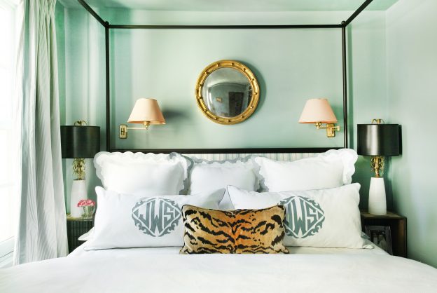 House Beautiful : Accent AQUA  BLUE HUE