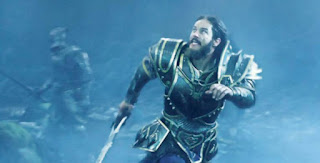 Cena do filme "Warcraft: O Primeiro Encontro de Dois Mundos" Cena do filme "Warcraft: O Primeiro Encontro de Dois Mundos"