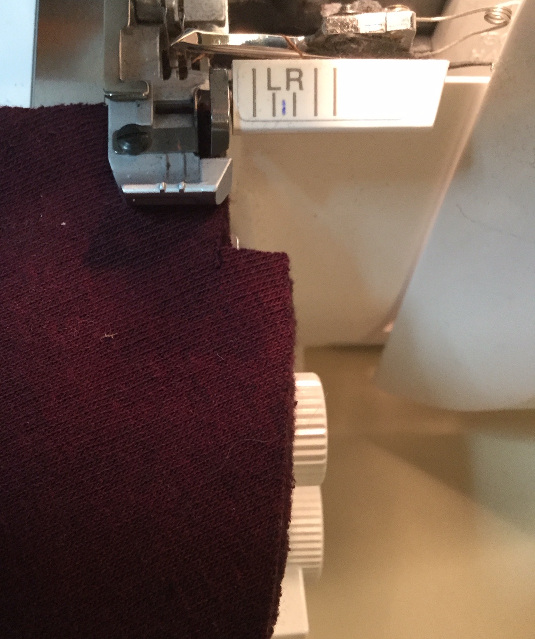 Seamly Behaviour Serging Heavy Fabrics