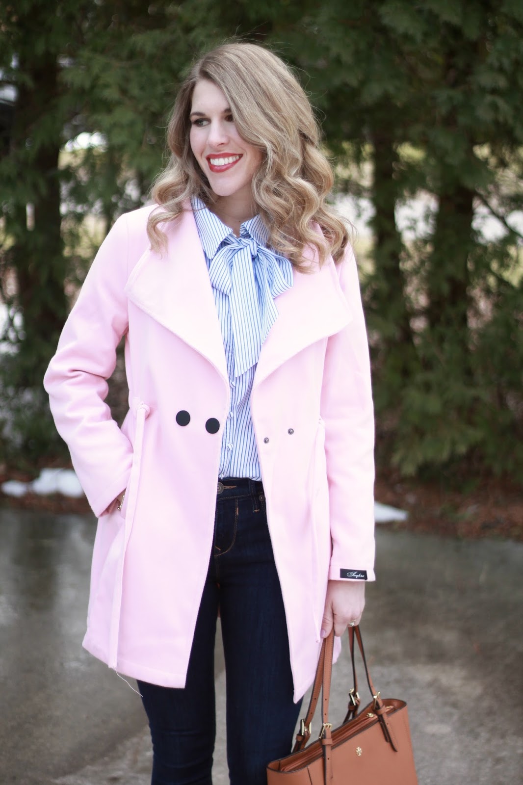 Spring Pastels and Confident Twosday Linkup - I do deClaire