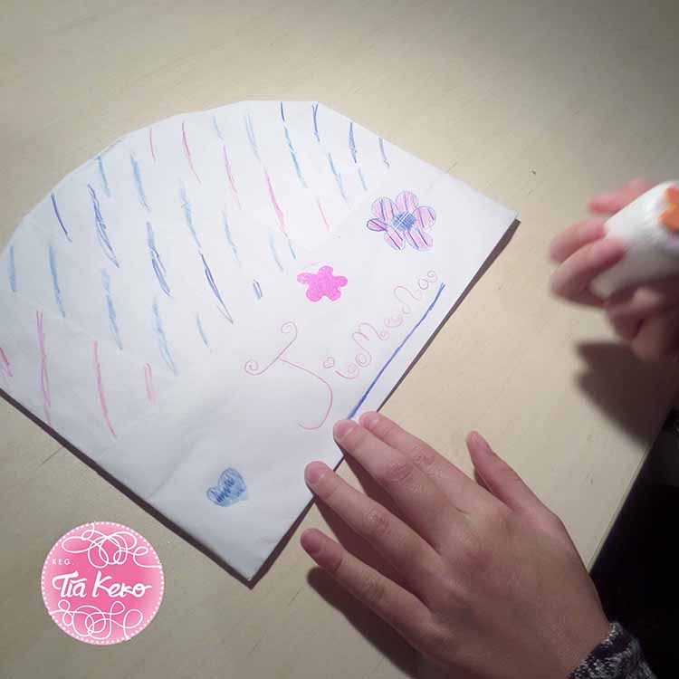 Tía Keko manualidades niños sellos