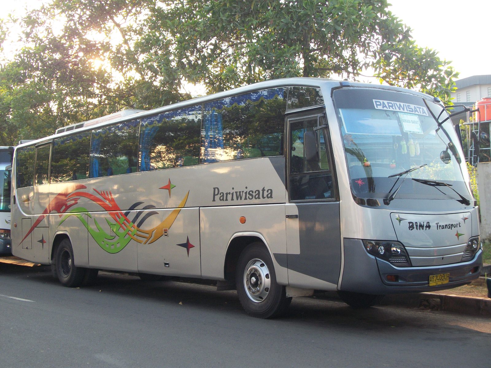 Bina Transport: Mengantar Mimpi Jelajah Nusantara, Satu Armada, Sejuta Kenangan