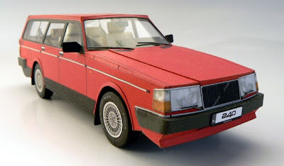 This papercraft Volvo 240 is pure lunacy