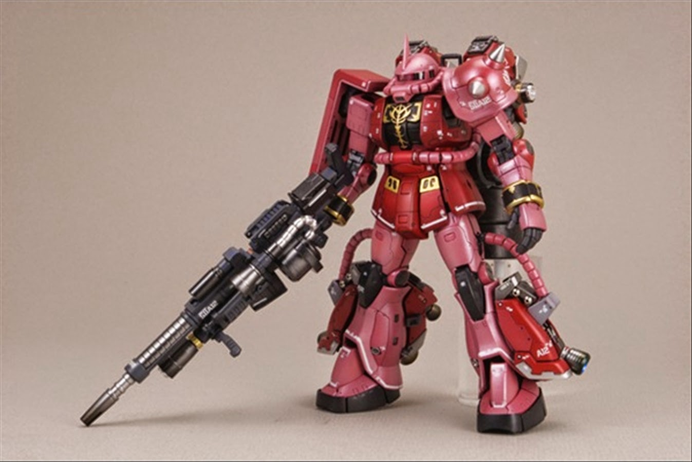 Char S Zaku Painted Like Gundam Char S Zaku Painted Like Gundam