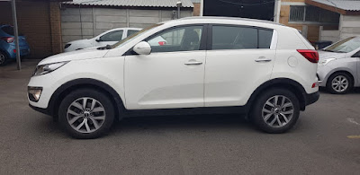 GumTree OLX Used cars for sale in Cape Town Cars & Bakkies in Cape Town - 2014 Kia Sportage 2.0 Automatic in white Km 066458