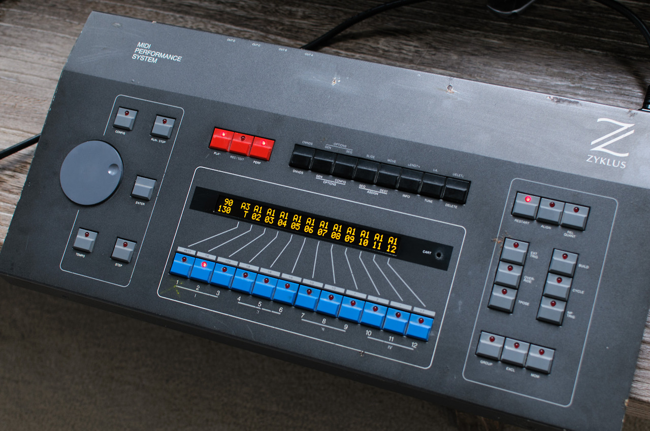 MATRIXSYNTH Rare Vangelis Zyklus MPS (Midi Performance System) with