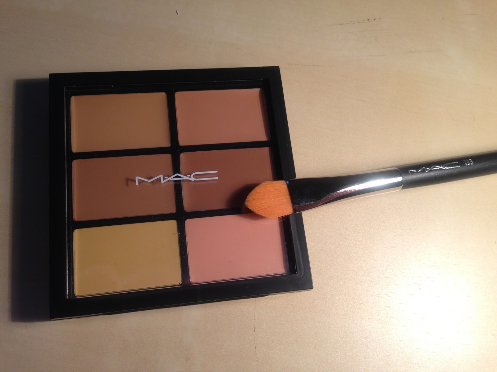Beauty with Natasha MAC pro conceal and correct palette