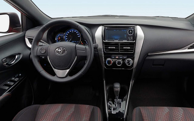 Novo Toyota Yaris Sedan 2019 - painel
